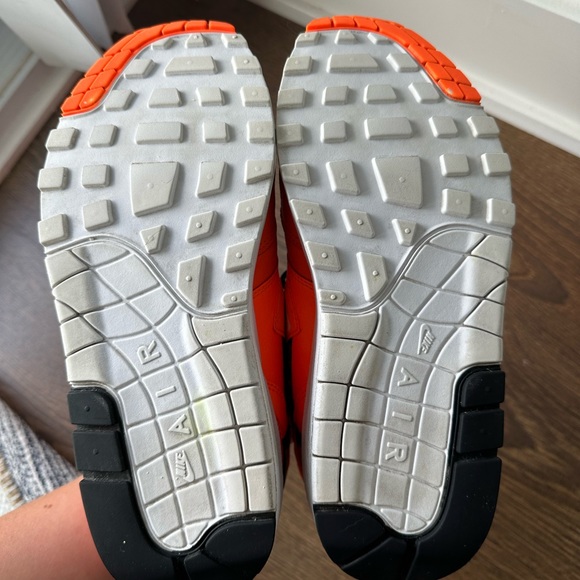 Nike Air Max 1 Just‎ Do It Orange (W) Size 7 - Picture 7 of 8